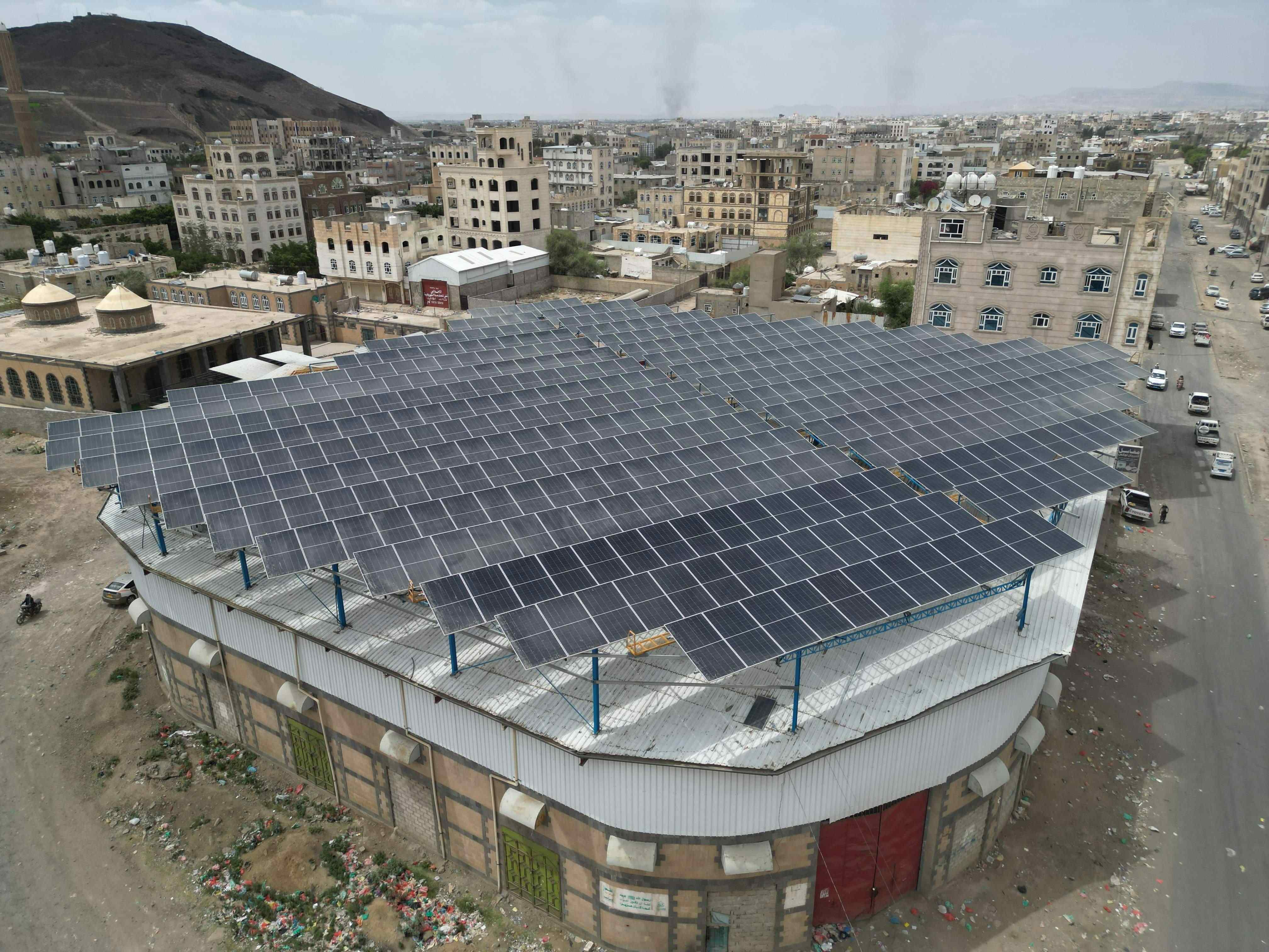 صورة من مشروع الطاقة الشمسية ل مصنع الكبوس بواسطة الراعبي
